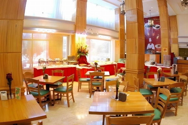 Bayview Park Hotel image 26